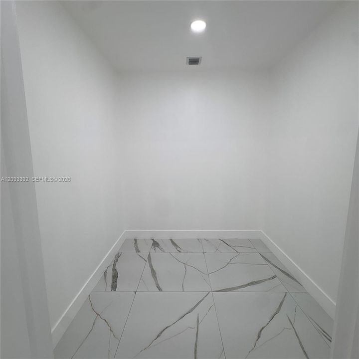 For Rent: $4,500 (4 beds, 2 baths, 0 Square Feet)