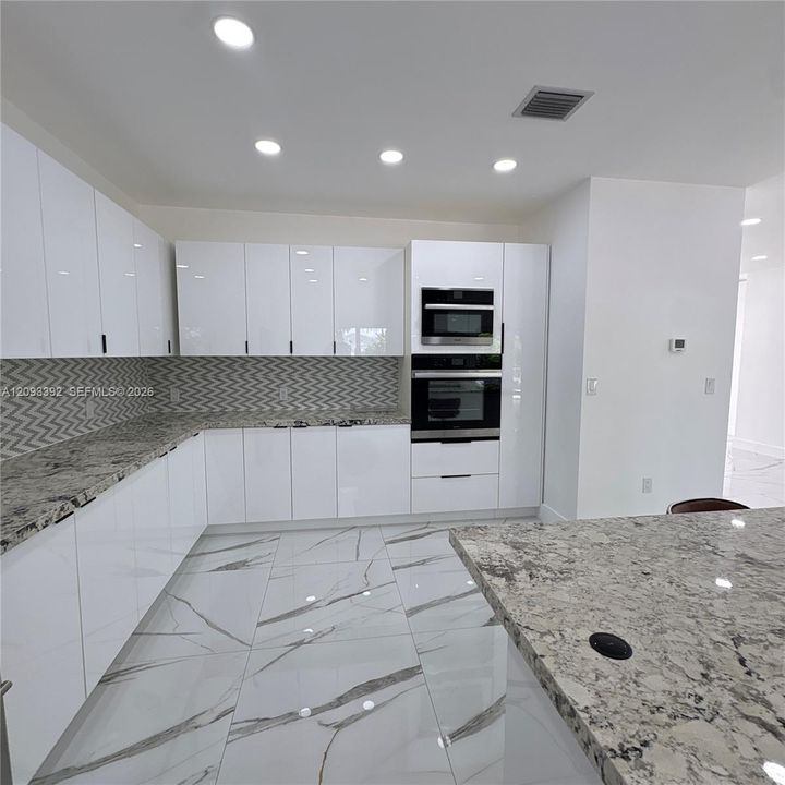 For Rent: $4,500 (4 beds, 2 baths, 0 Square Feet)