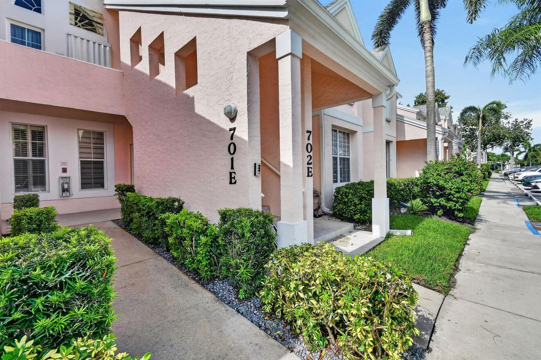 701-EMuirfieldCt(1)