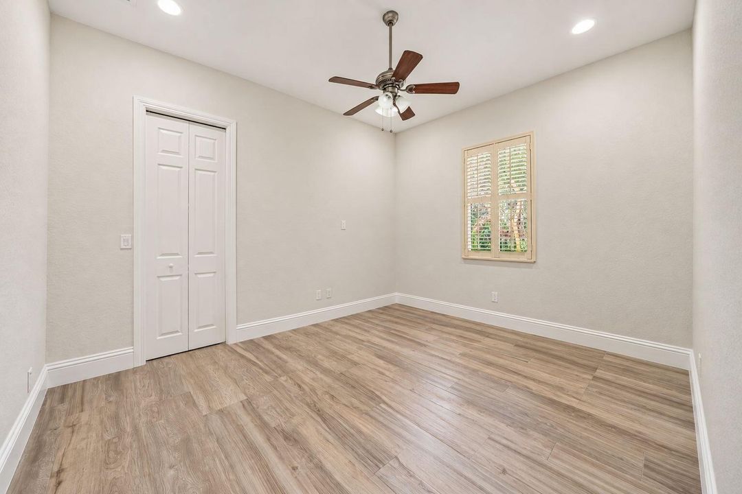 53-web-or-mls-Bedroom 4