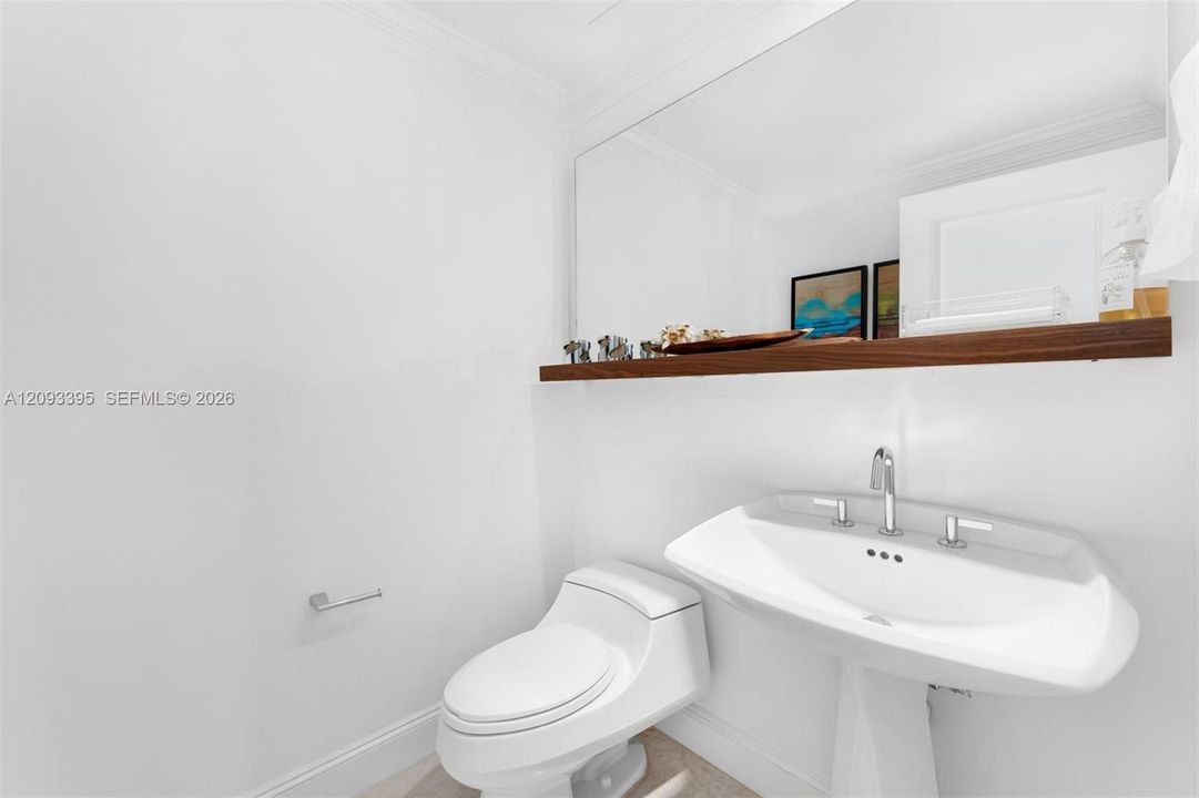 For Sale: $3,975,000 (3 beds, 4 baths, 3093 Square Feet)