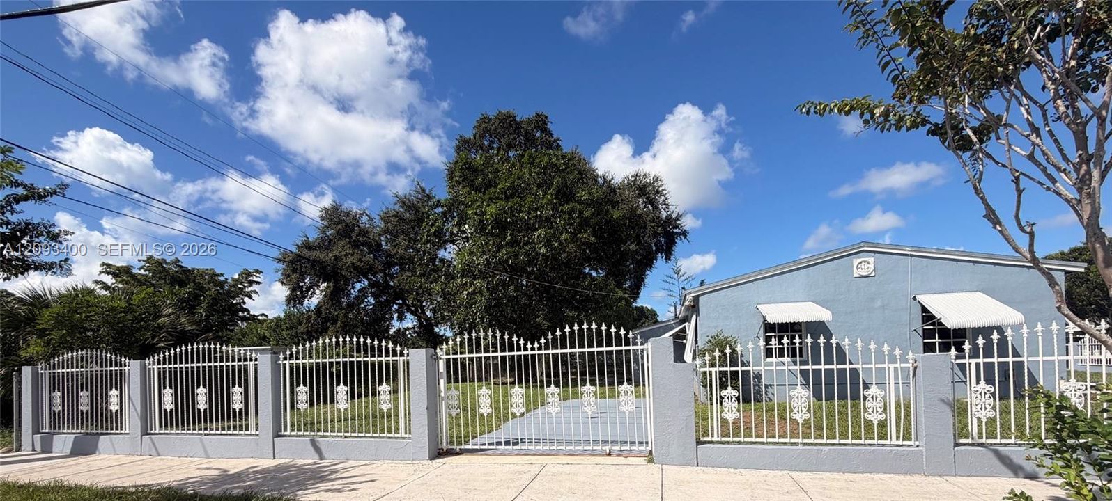 For Sale: $430,000 (3 beds, 1 baths, 1032 Square Feet)
