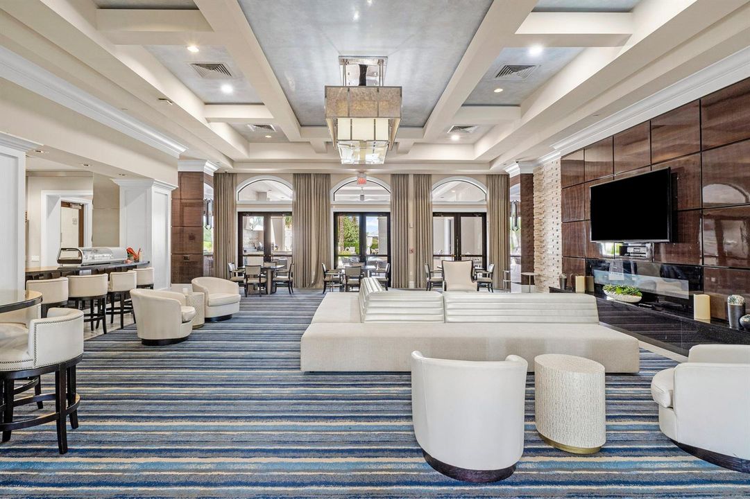 GOLDEN GATE ROOM