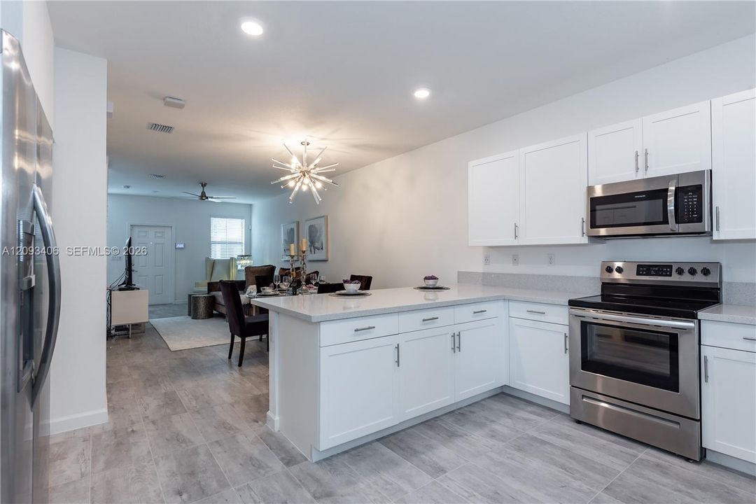 For Rent: $4,000 (3 beds, 2 baths, 1646 Square Feet)
