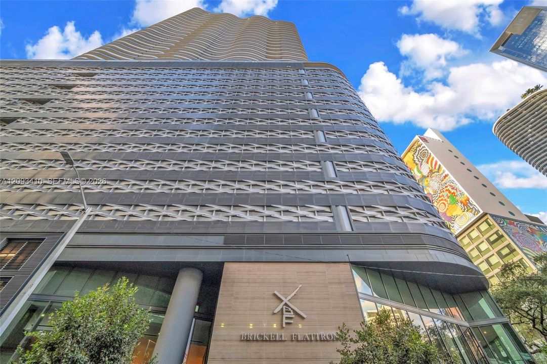 For Rent: $8,500 (2 beds, 2 baths, 1356 Square Feet)