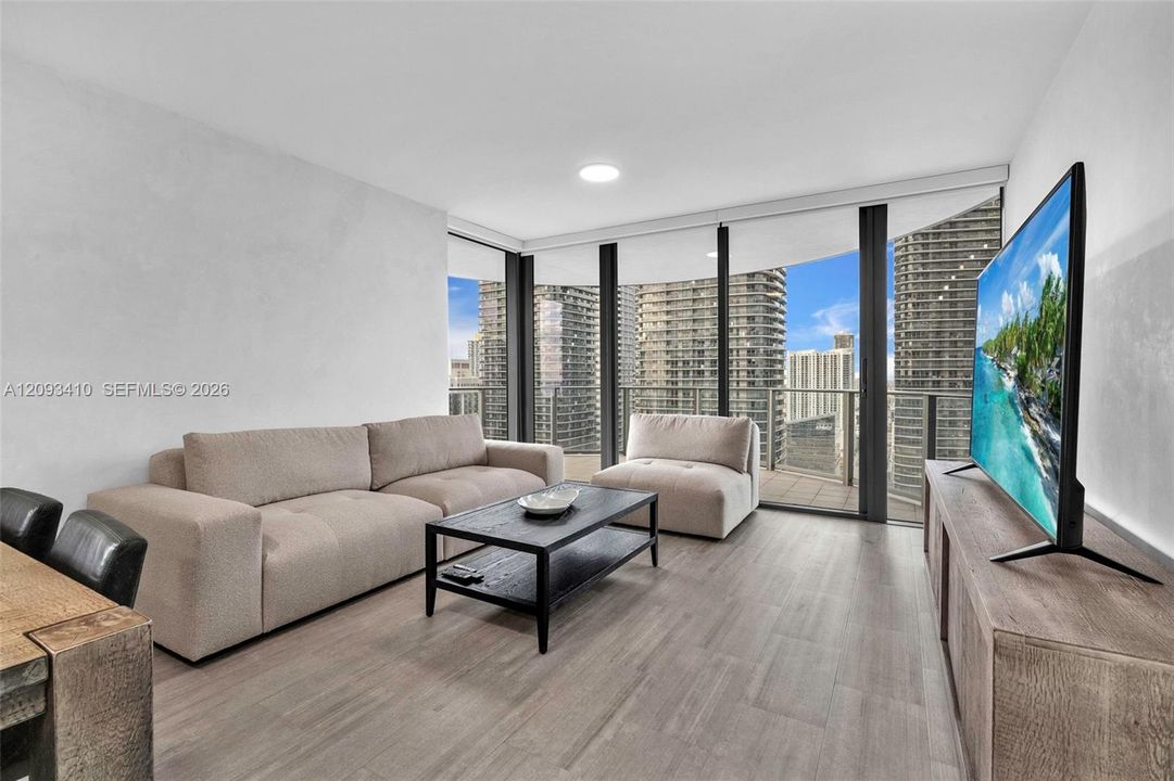 For Rent: $8,500 (2 beds, 2 baths, 1356 Square Feet)