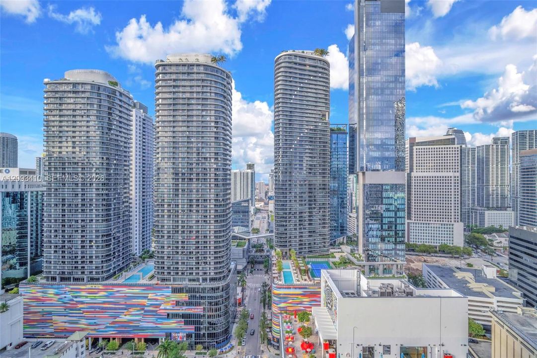 For Rent: $8,500 (2 beds, 2 baths, 1356 Square Feet)