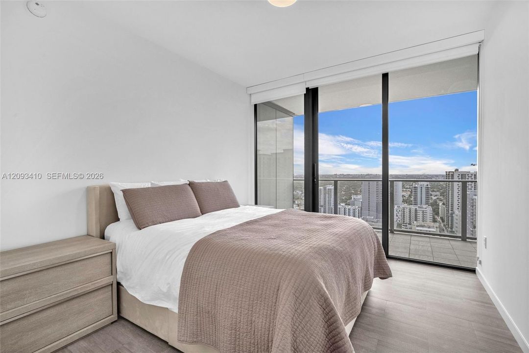 For Rent: $8,500 (2 beds, 2 baths, 1356 Square Feet)