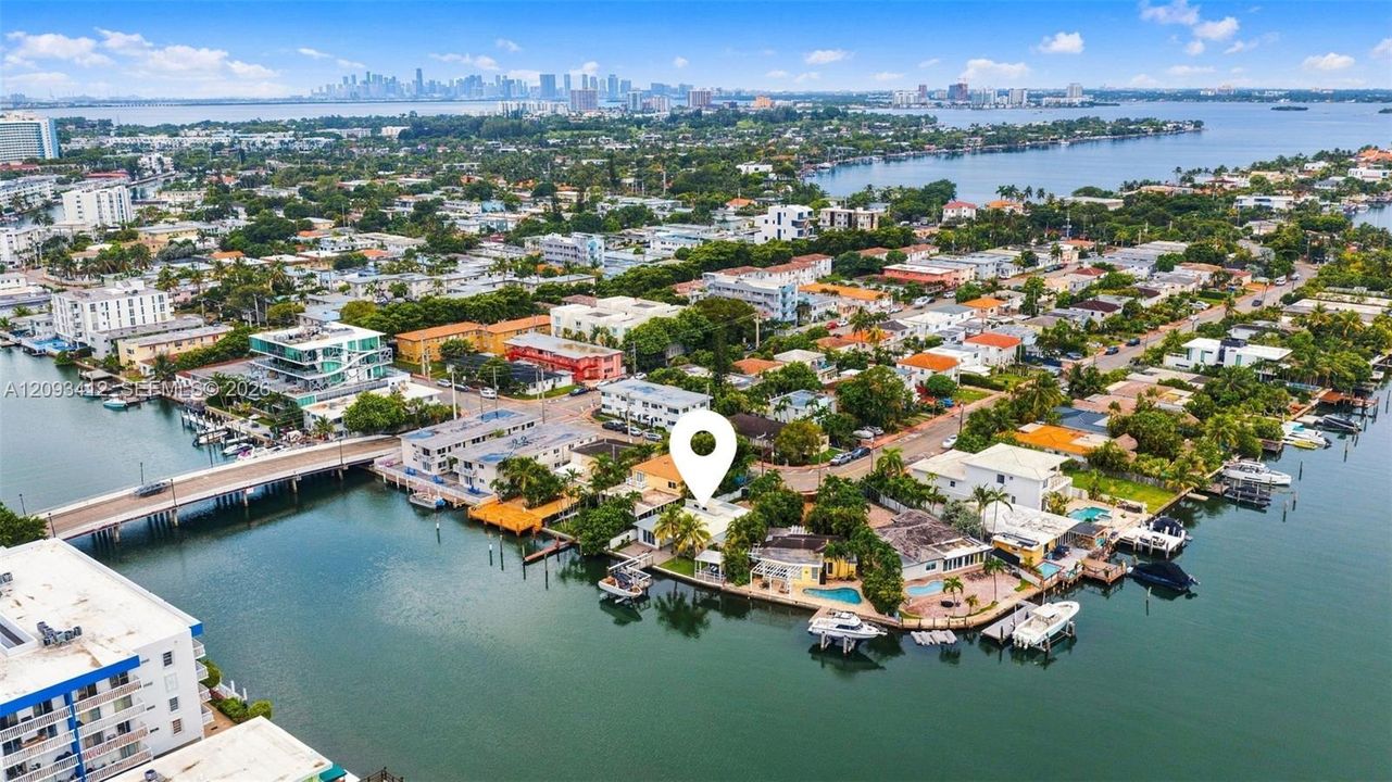 En Venta: $3,125,000 (3 camas, 2 baños, 1361 Pies cuadrados)
