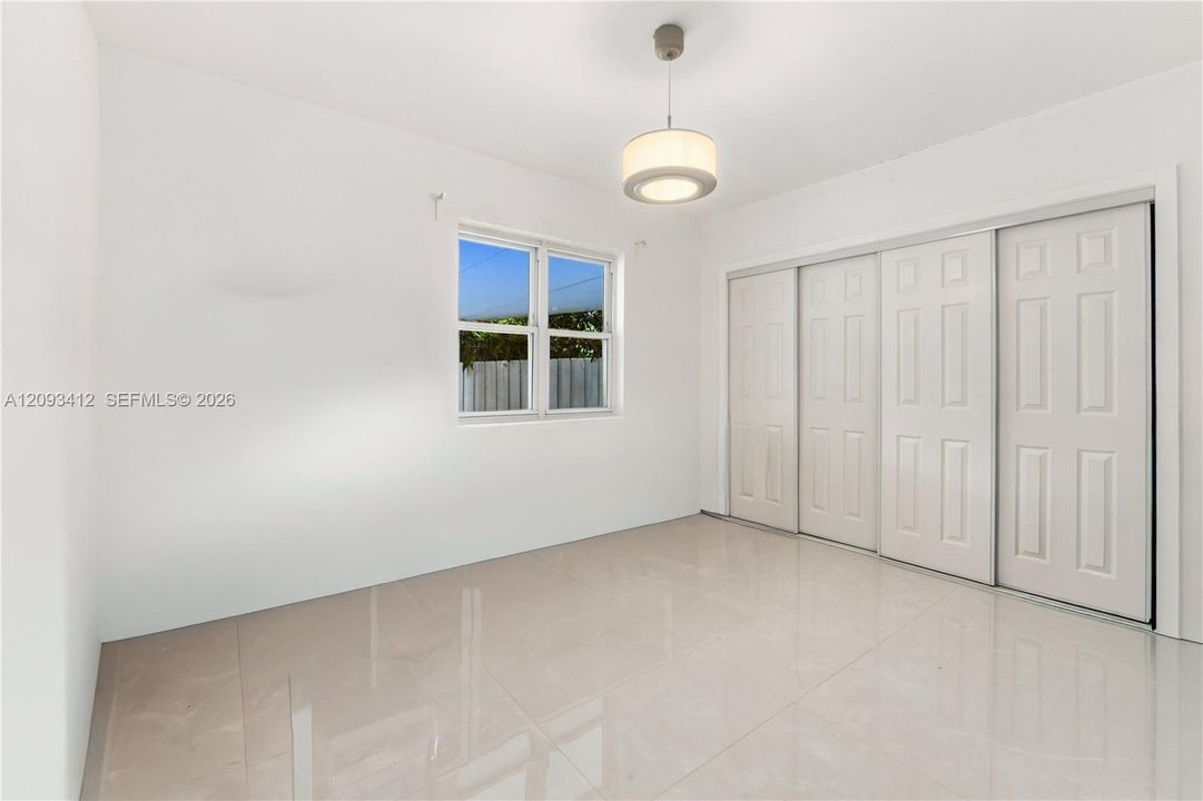 En Venta: $3,125,000 (3 camas, 2 baños, 1361 Pies cuadrados)