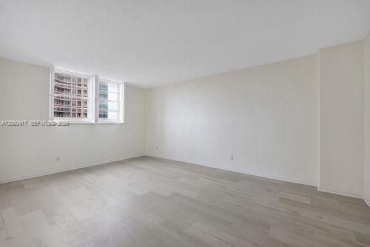 For Rent: $4,800 (2 beds, 2 baths, 1470 Square Feet)