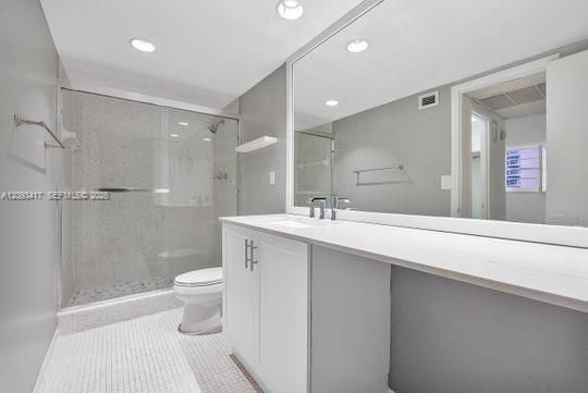 Master Bathroom & shower
