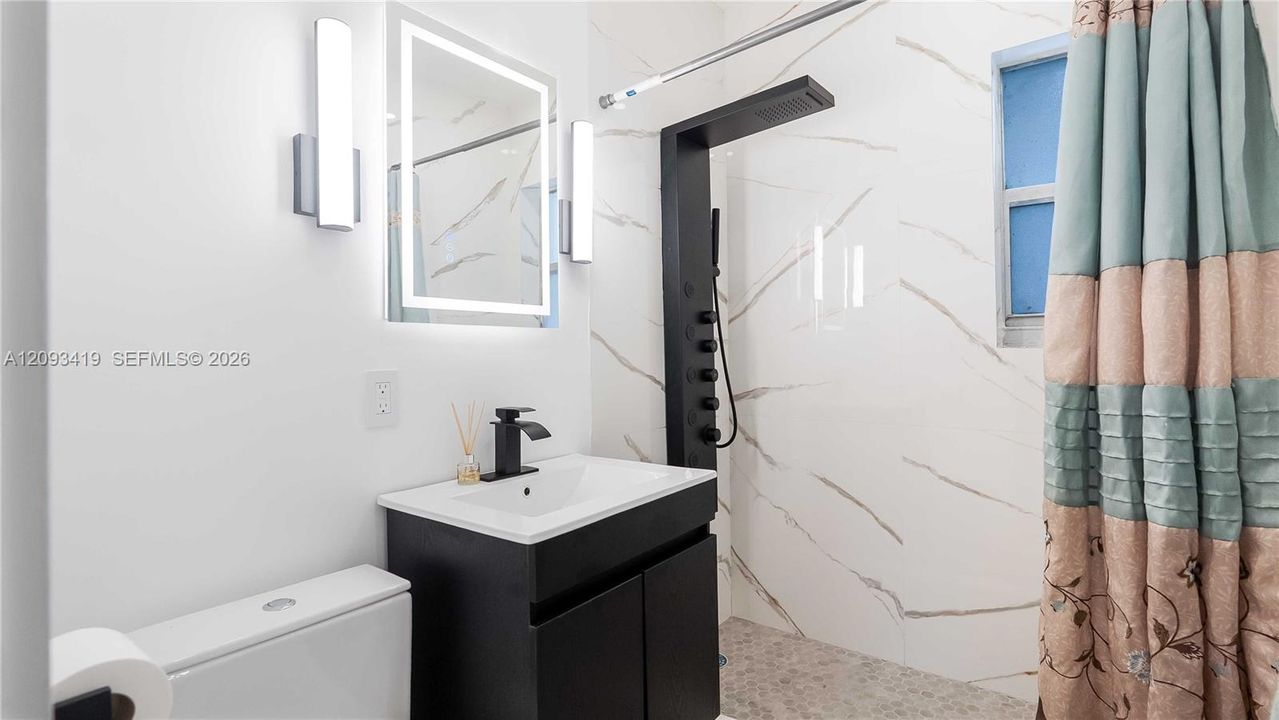 For Sale: $550,000 (4 beds, 2 baths, 1333 Square Feet)