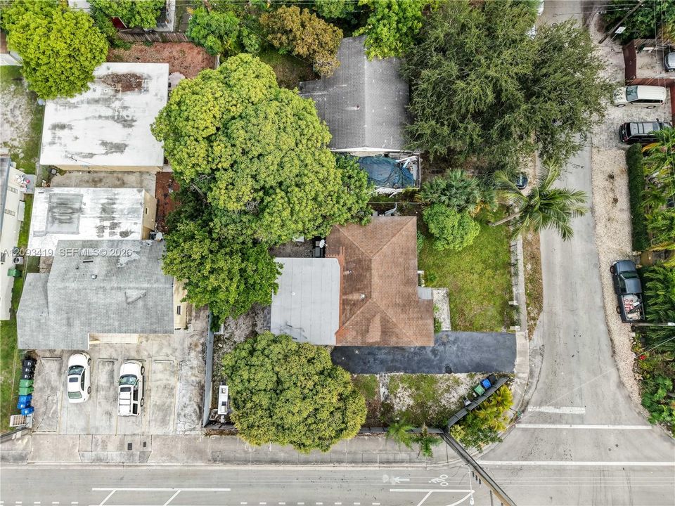 For Sale: $550,000 (4 beds, 2 baths, 1333 Square Feet)