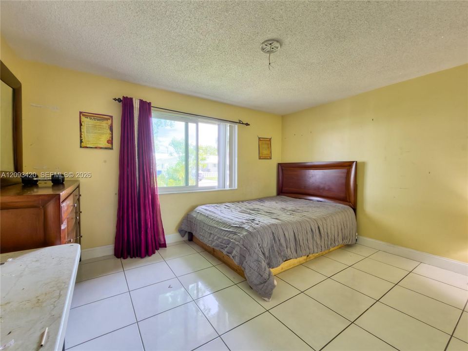 2nd Bedroom