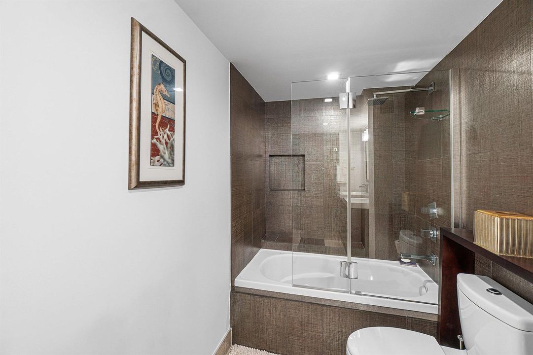 028-2000SouthOceanBoulevard-14F-BocaRato