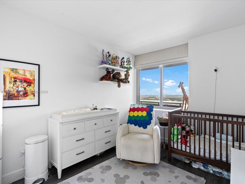 For Rent: $5,000 (2 beds, 2 baths, 1119 Square Feet)