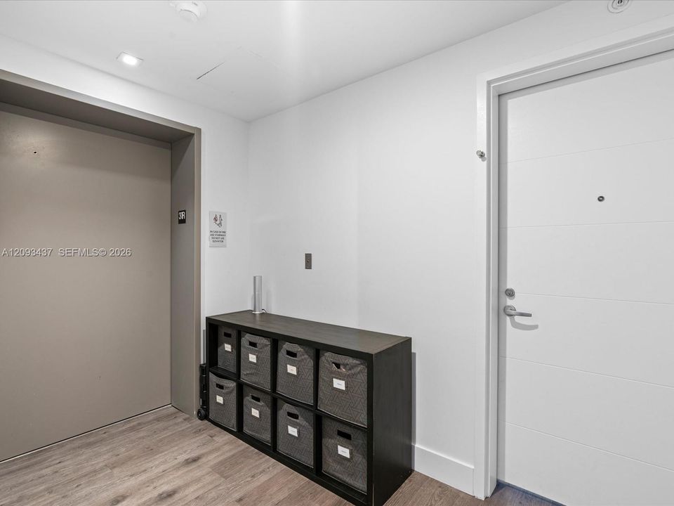 For Rent: $5,000 (2 beds, 2 baths, 1119 Square Feet)