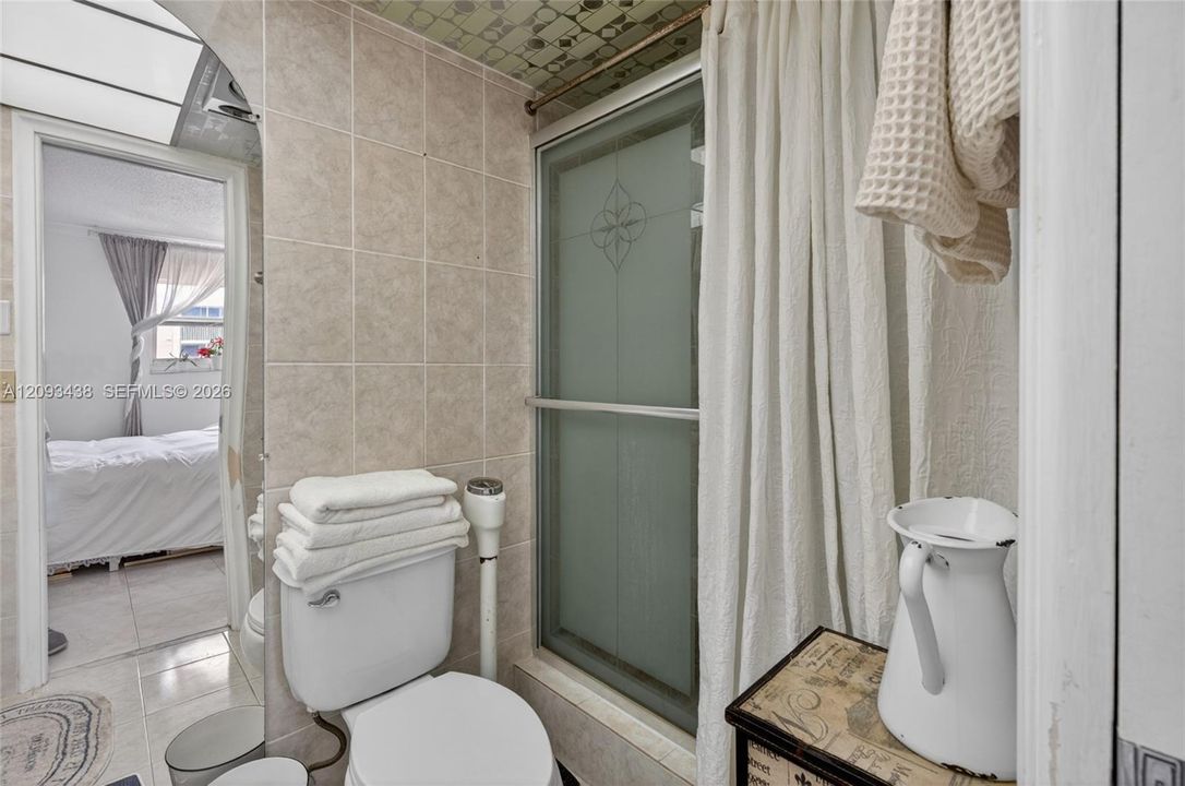 For Sale: $195,000 (2 beds, 2 baths, 1092 Square Feet)