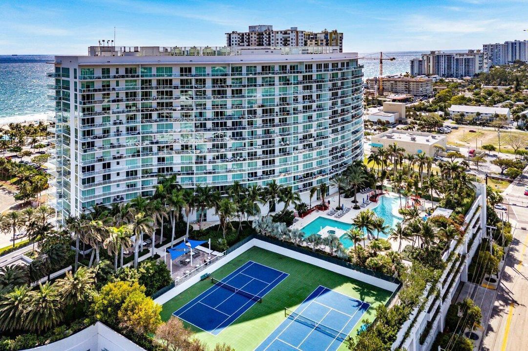 1 N Ocean Boulevard