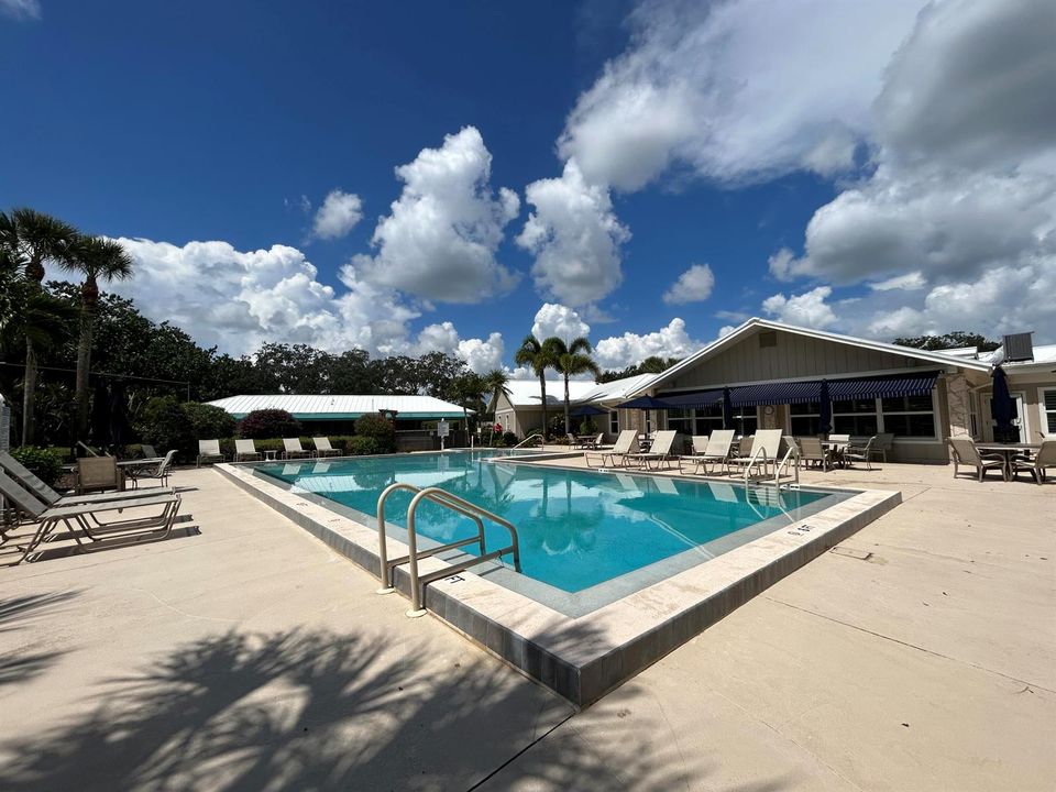 Public pool