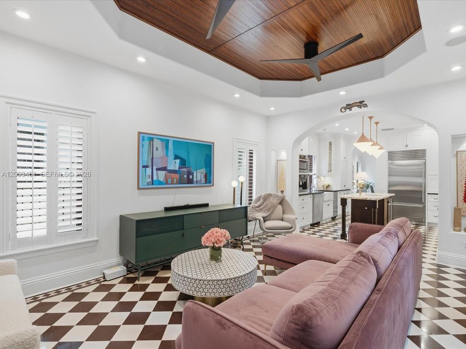 Or family room