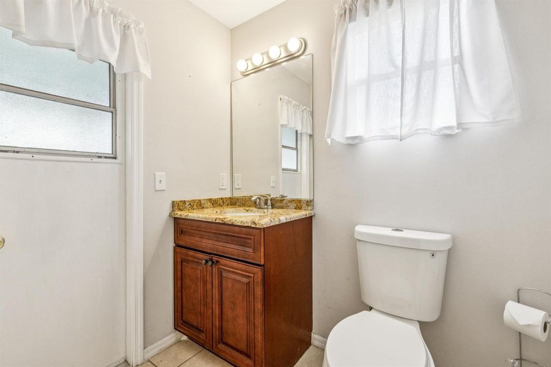 print_quality-791_SW_Hillsboro_Cir_021
