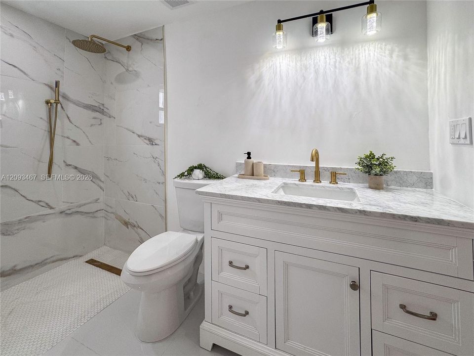 For Sale: $525,000 (3 beds, 2 baths, 1036 Square Feet)