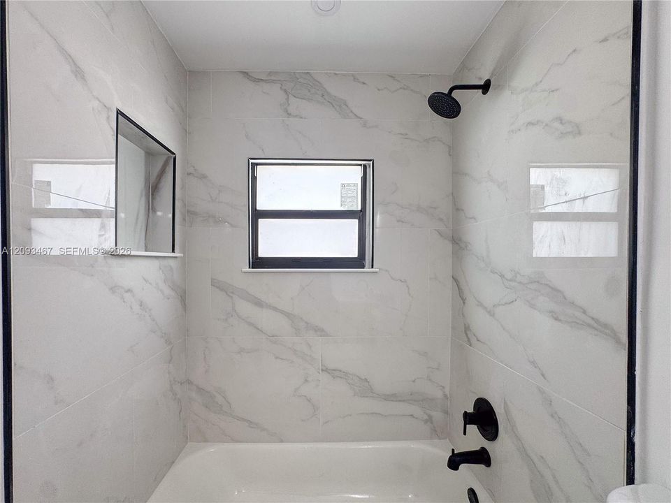 For Sale: $525,000 (3 beds, 2 baths, 1036 Square Feet)