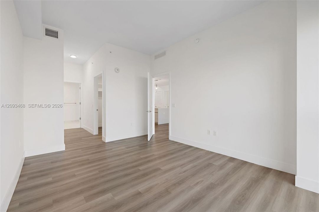 En Renta: $4,975 (2 camas, 2 baños, 1264 Pies cuadrados)