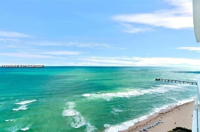 Active With Contract: $11,000 (2 beds, 3 baths, 1487 Square Feet)