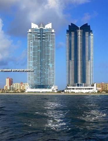 Active With Contract: $11,000 (2 beds, 3 baths, 1487 Square Feet)