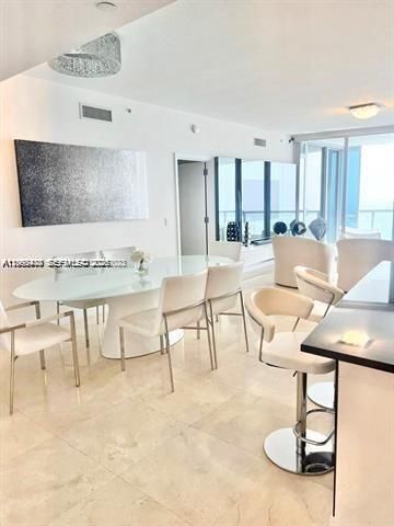 Active With Contract: $11,000 (2 beds, 3 baths, 1487 Square Feet)
