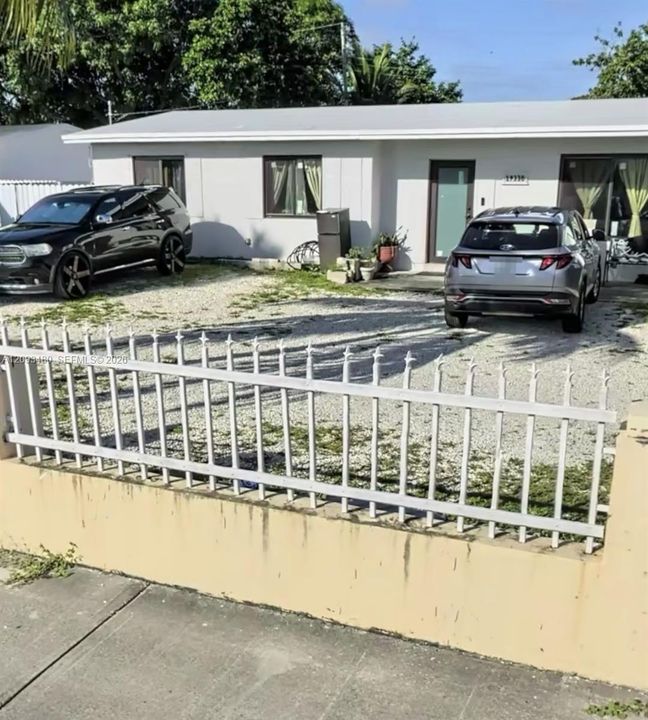 En Venta: $630,000 (3 camas, 1 baños, 3262 Pies cuadrados)