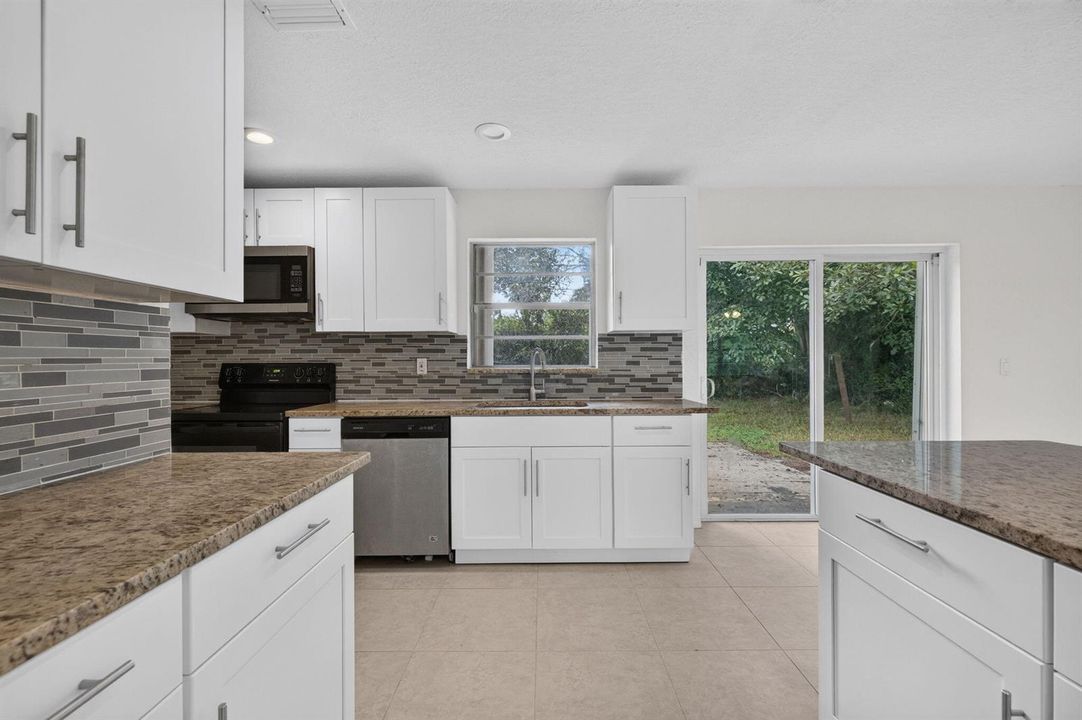 10-web-or-mls-3A5A9419