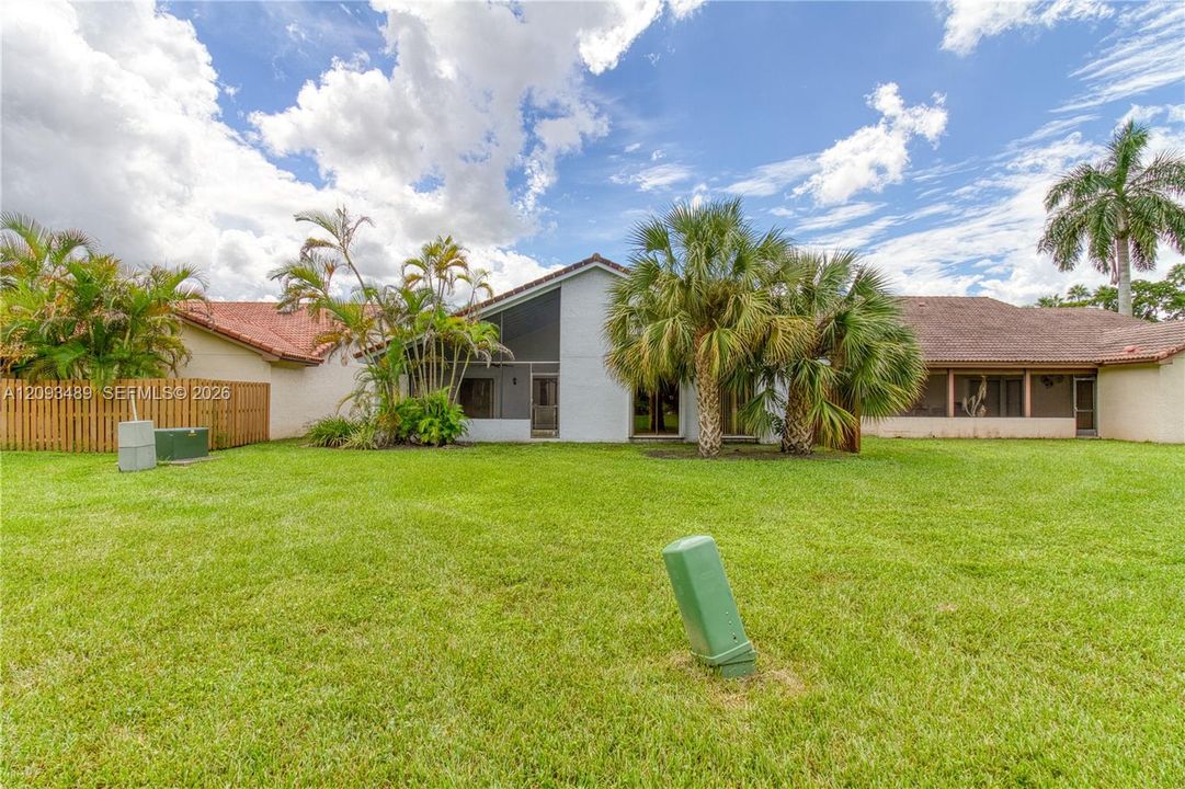 En Venta: $599,900 (3 camas, 2 baños, 1547 Pies cuadrados)
