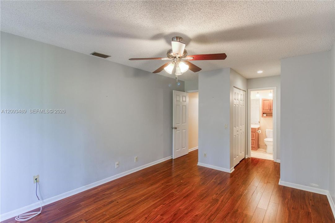 En Venta: $599,900 (3 camas, 2 baños, 1547 Pies cuadrados)