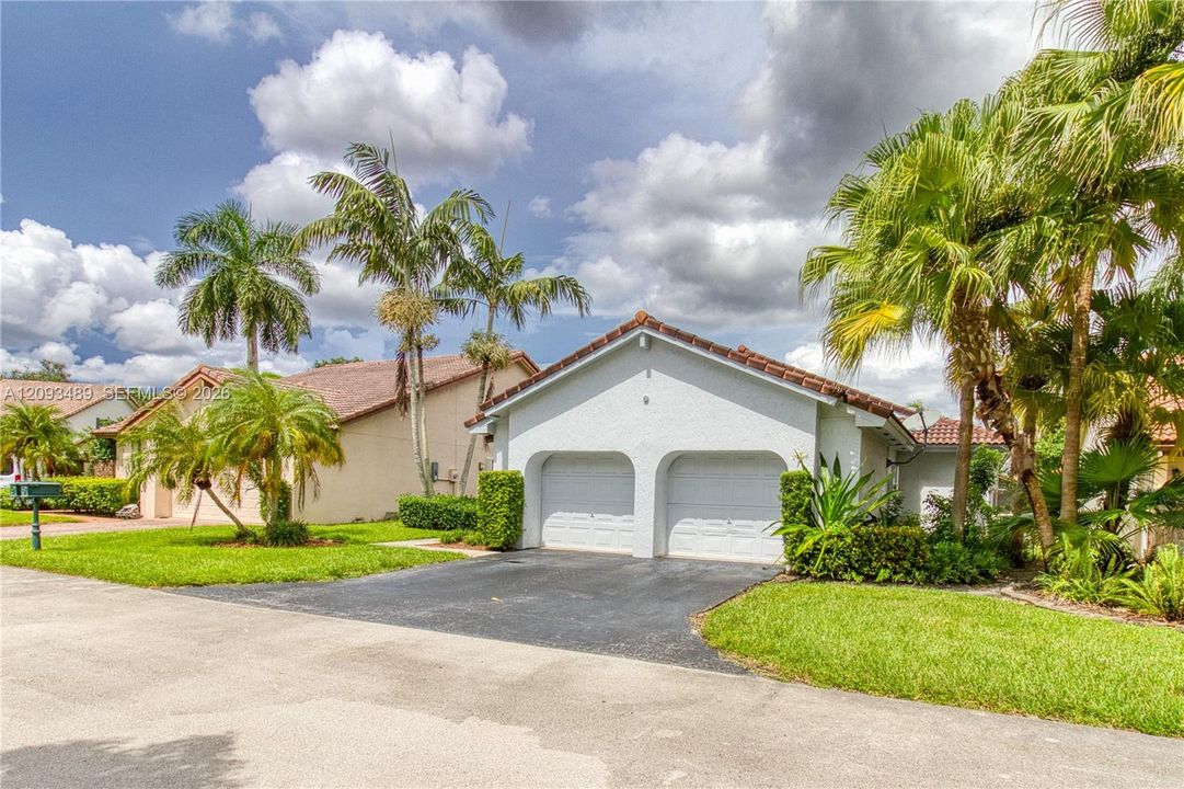 En Venta: $599,900 (3 camas, 2 baños, 1547 Pies cuadrados)