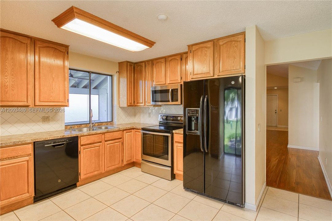 En Venta: $599,900 (3 camas, 2 baños, 1547 Pies cuadrados)