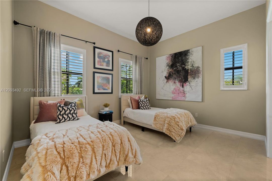 For Sale: $5,995,000 (4 beds, 4 baths, 4480 Square Feet)
