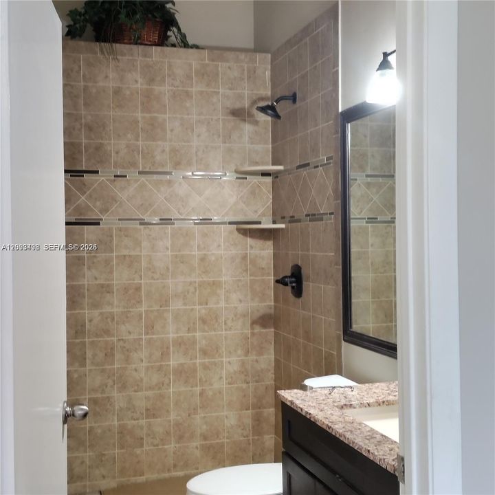 En Renta: $3,050 (3 camas, 2 baños, 1566 Pies cuadrados)