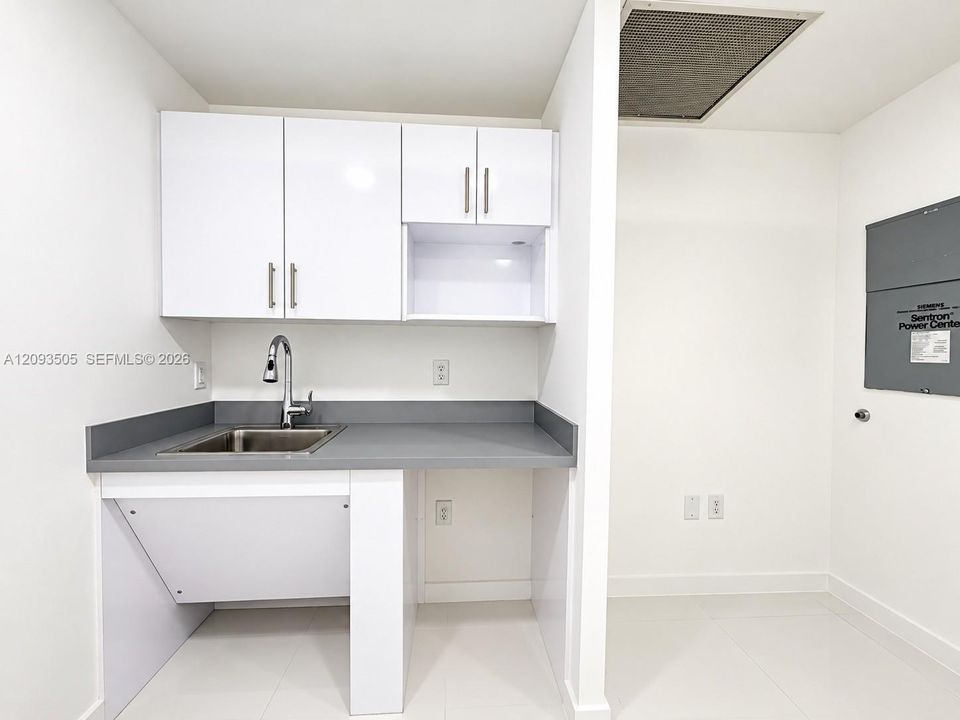 For Rent: $5,625 (0 beds, 0 baths, 0 Square Feet)