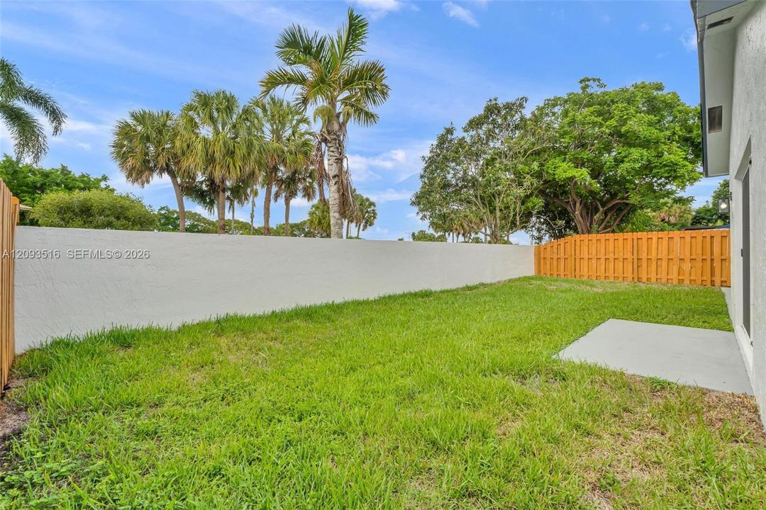 En Venta: $740,000 (3 camas, 2 baños, 1734 Pies cuadrados)