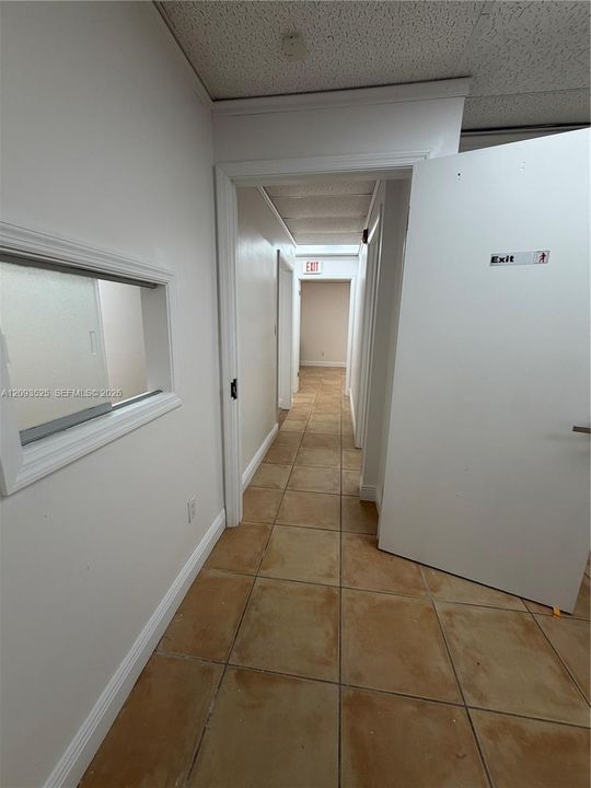 В аренду: $4,200 (0 спален, 0 ванн, 0 Квадратных фут)