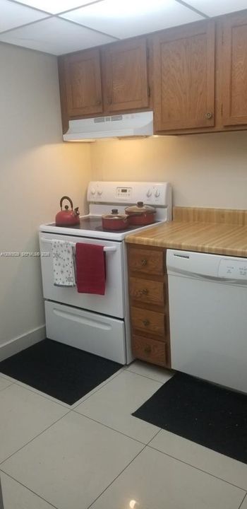 For Rent: $1,500 (1 beds, 1 baths, 800 Square Feet)