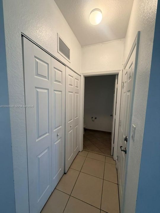 В аренду: $3,400 (4 спален, 3 ванн, 1736 Квадратных фут)