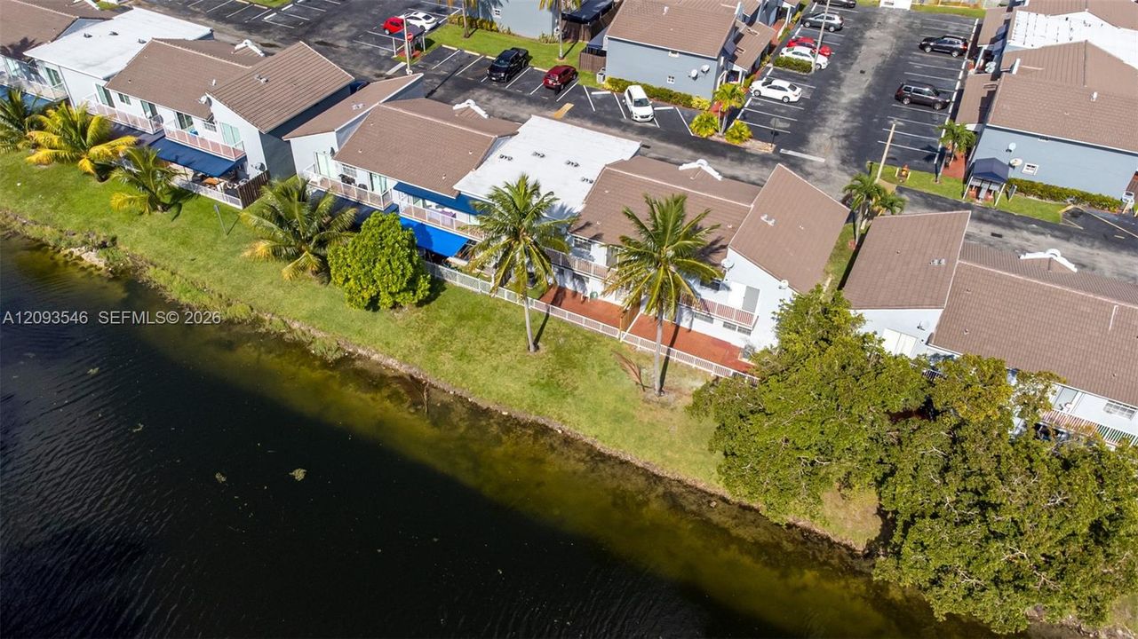 For Rent: $2,400 (2 beds, 2 baths, 1020 Square Feet)