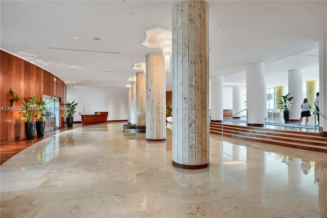 На продажу: $750,000 (2 спален, 2 ванн, 1030 Квадратных фут)