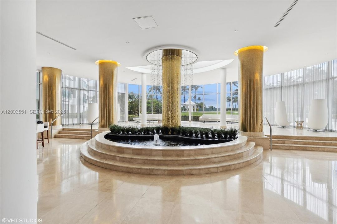 На продажу: $750,000 (2 спален, 2 ванн, 1030 Квадратных фут)