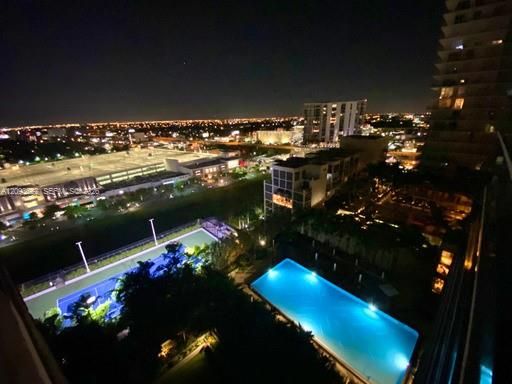 For Rent: $3,750 (1 beds, 1 baths, 681 Square Feet)